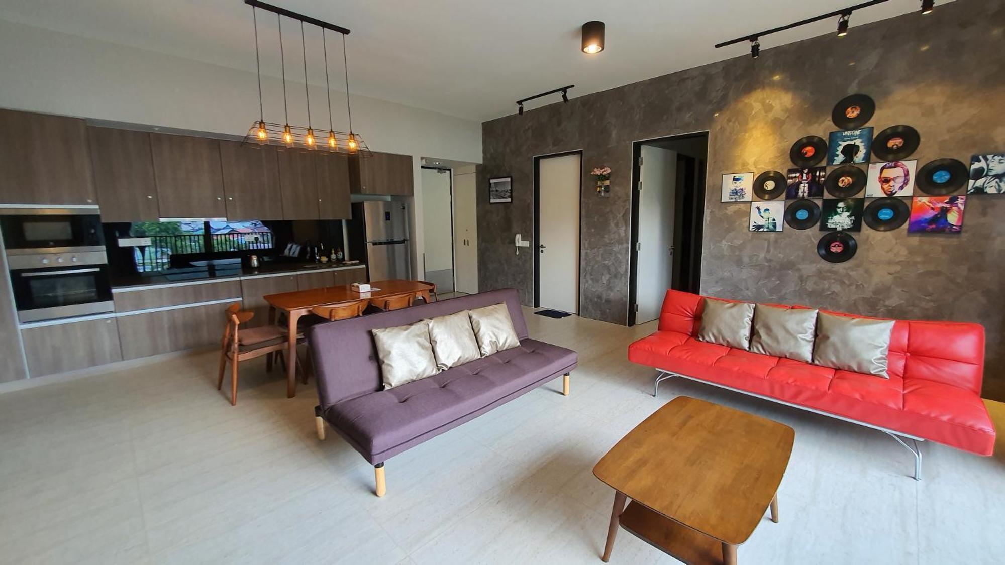 By The Sea Beach Luxury Resort - باتو فيرينغي المظهر الخارجي الصورة